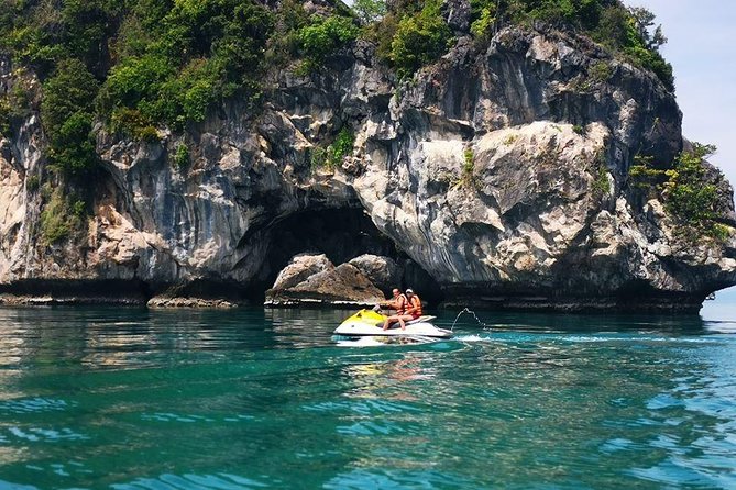 3-Hour Jet Ski Safari from Koh Samui to Pig Island or Koh Phangan - Open water is the real attraction