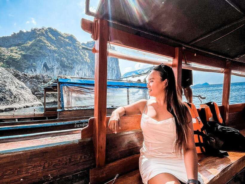 4-Island Tour from Koh Lanta to Koh Kradan with Beach Lunch - Key points at a glance