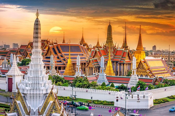 Amazing Bangkok Tour with Grand Palace, Emerald Buddha & Wat Arun - Key points to know before booking