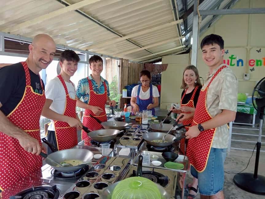 Ao Nang: Authentic Thai Local Cooking Class - Choosing dishes instead of following one fixed menu