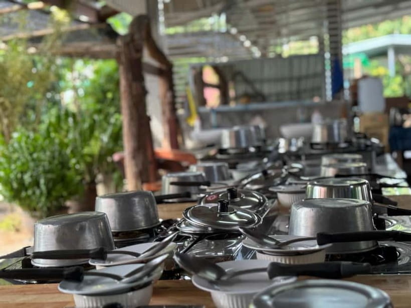 Ao Nang: Hands-on Learn to Cook 3 Popular Thai's street food - From ingredient briefing to the cooking station