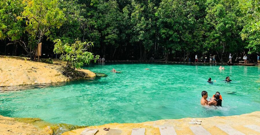 Ao Nang: Hot Spring, Emerald Pool & Tiger Cave Temple Tour - Who should book this experience