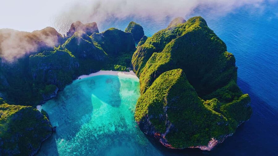 Ao Nang: Phi Phi Islands Speedboat or Catamaran Tour One day - Speedboat or catamaran: the choice matters
