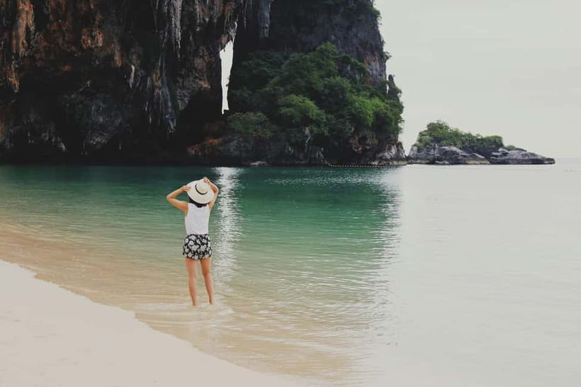 Ao Nang: Premium 4 Islands Snorkeling Tour by Speedboat - Thale Waek, Krabi’s temporary sand bridge
