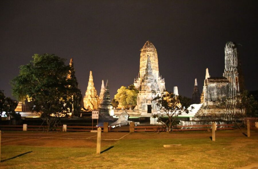 Ayutthaya: 3-Hour Sunset Ride Bike Excursion - Crossing the Pa Sak River by ferry