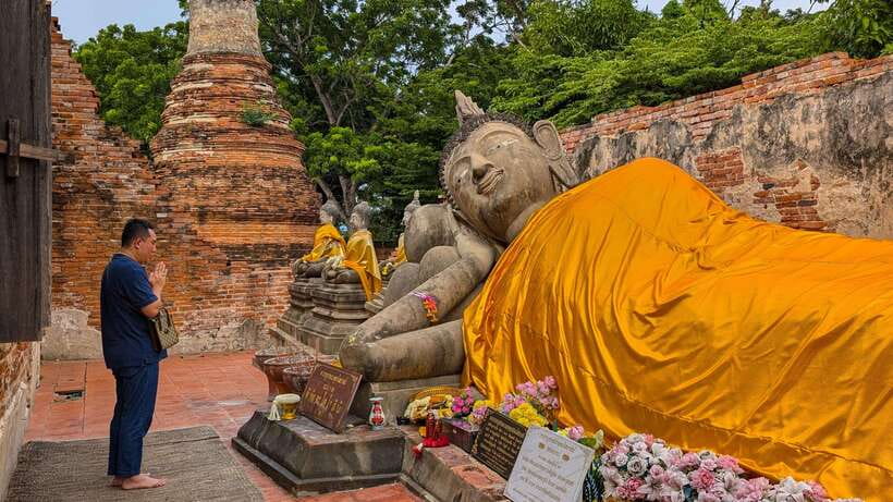 Ayutthaya: Private Boat Tour with Optional Temple Visits - The four-hour route and its quieter stops