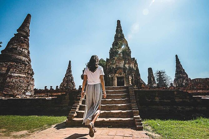 Ayutthaya Sunset Tour: UNESCO Temples & Peaceful River Cruise - Guides, vans, and the practical side of the day