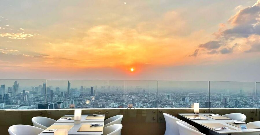 Baiyoke Tower Balcony Buffet & Observation Deck 81st Floor - Arriving at Baiyoke Tower on Phaya Thai Road