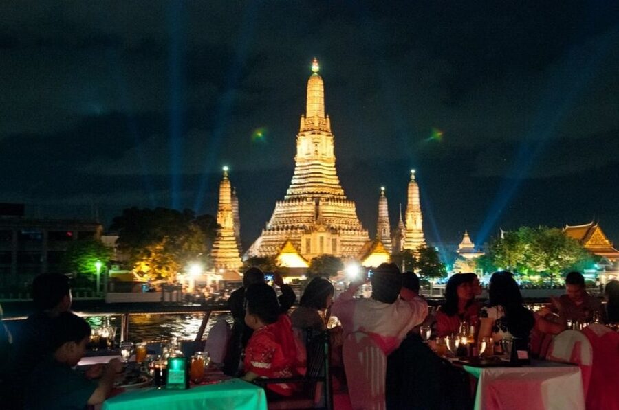 Bangkok: 2-Hour Dinner & Shows on White Orchid River Cruise - Is $43 good value in Bangkok?