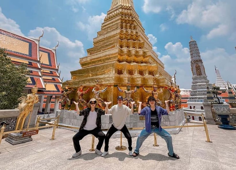 Bangkok: 2 Hours Grand Palace & Wat Pho Private Tour - Meeting at Golden Place near Tha Chang Pier