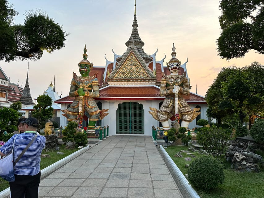 Bangkok: A 4 Hours Tuk Tuk Sightseeing Tour Iconic Landmarks - Eating through Chinatown