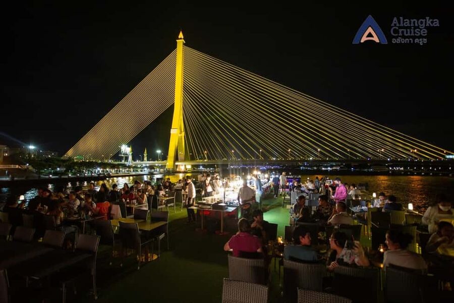 Bangkok: Alangka Luxury Cruise with Buffet and Live Music - Timing, weather, and practical limits