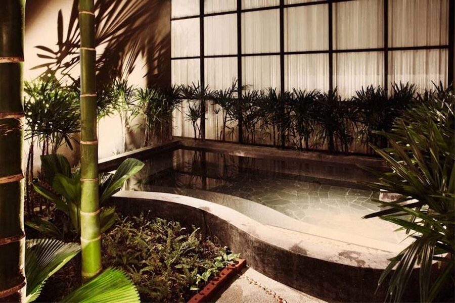 Bangkok: All-Day Pass to Yunomori Sathorn Onsen Bath and Spa - Check-in at Sathorn 10