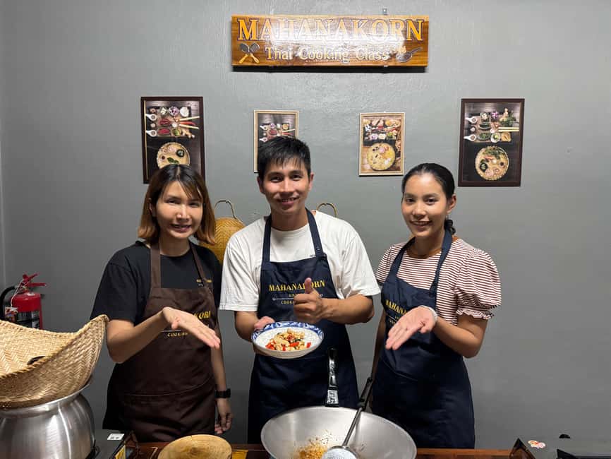 Bangkok: Authentic Thai Cooking Class with Local Host - Fresh curry paste and the value of making things yourself