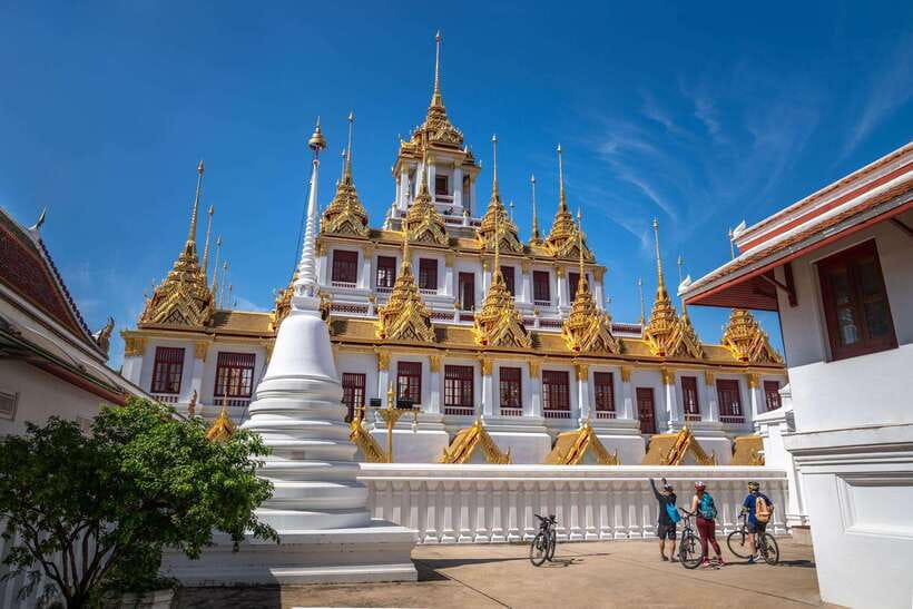 Bangkok: Backstreets and Historic Temples Bike Tour - Baan Bu and the old bronze craft