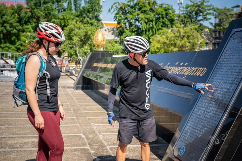 Bangkok: Backstreets and Historic Temples Bike Tour - Starting near MRT Sam Yot at 8:30 am