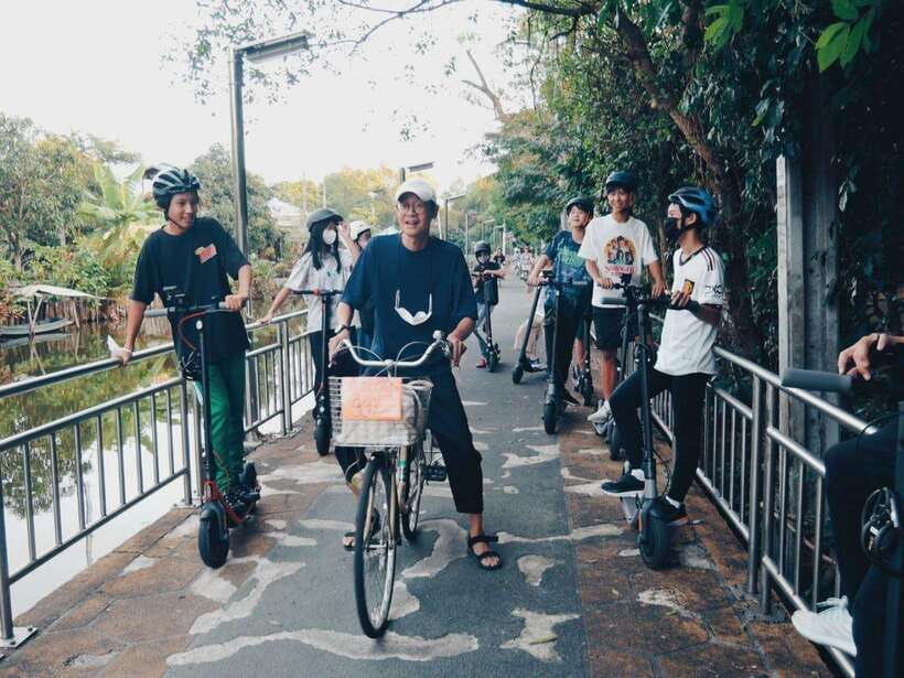 Bangkok: Bang Kachao Green Lung Bike Tour - Starting on shaded roads and checking your bicycle
