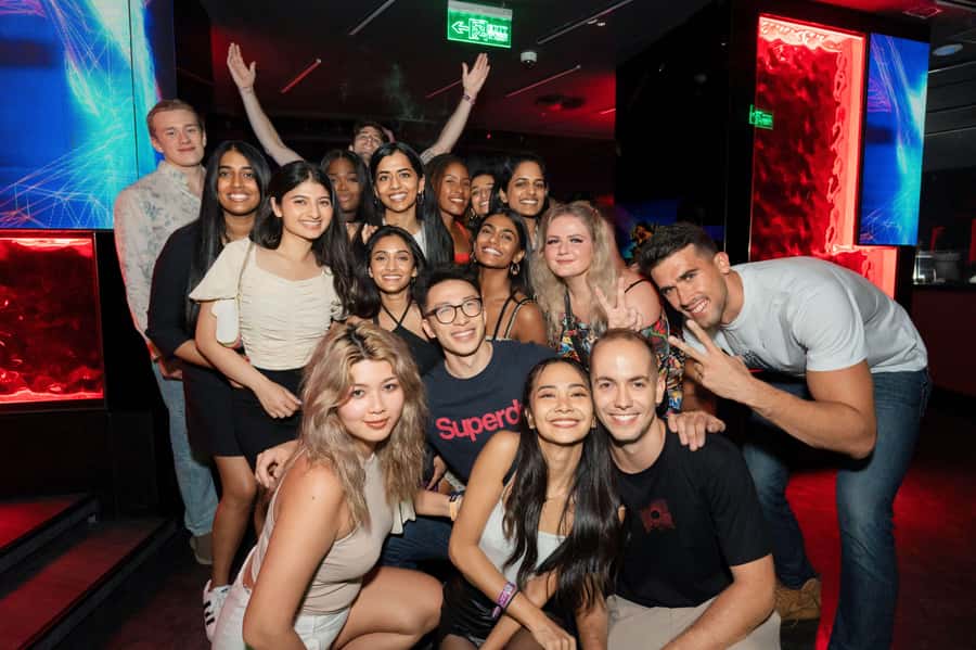 Bangkok: Bar and Club Crawl - Confirm the meeting point before you leave