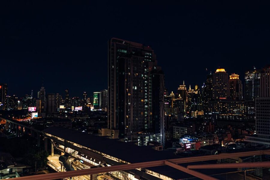 Bangkok: Barracuda Rooftop Bar Akara Hotel - Practical planning for your visit