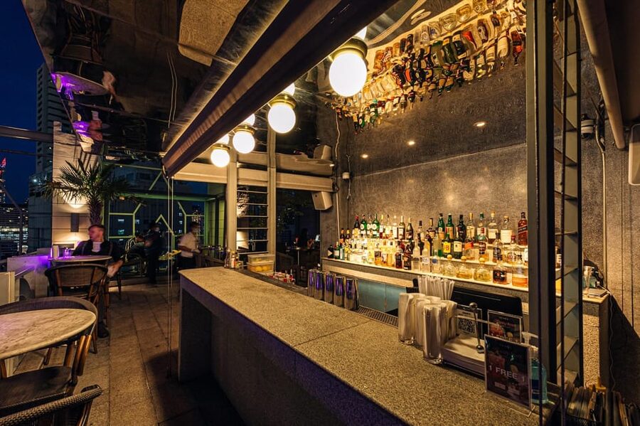 Bangkok: Barracuda Rooftop Bar Akara Hotel - My verdict on Barracuda Rooftop Bar
