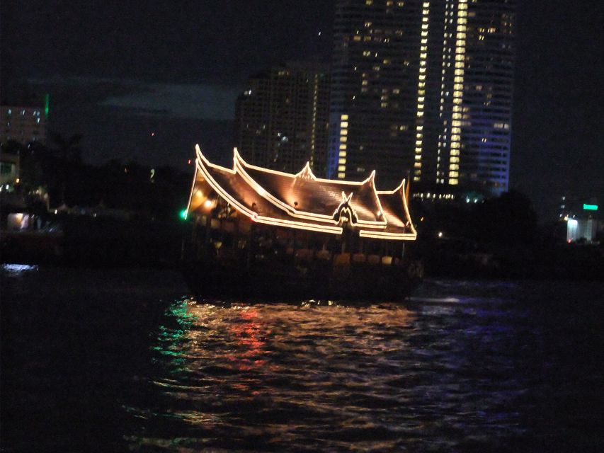 Bangkok by Night Cycling Tour with Street-food Meal - Who should book this Bangkok night ride