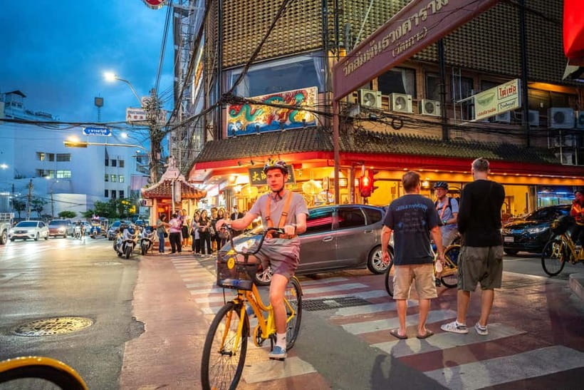Bangkok by Night Cycling Tour with Street-food Meal - Why Bangkok works so well on two wheels after dark