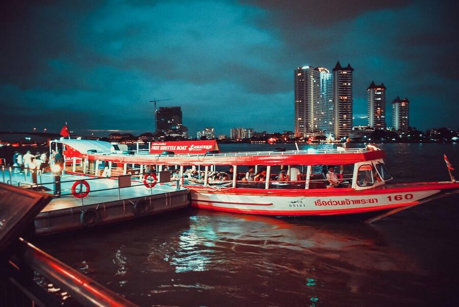 Bangkok: Calypso Cabaret Show with Hotel Transfer - Choosing the Thai dance and dinner option