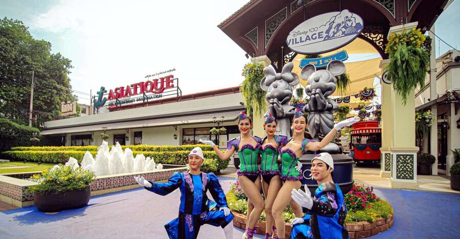 Bangkok: Calypso Cabaret Show with Hotel Transfer - The evening begins with a hotel transfer