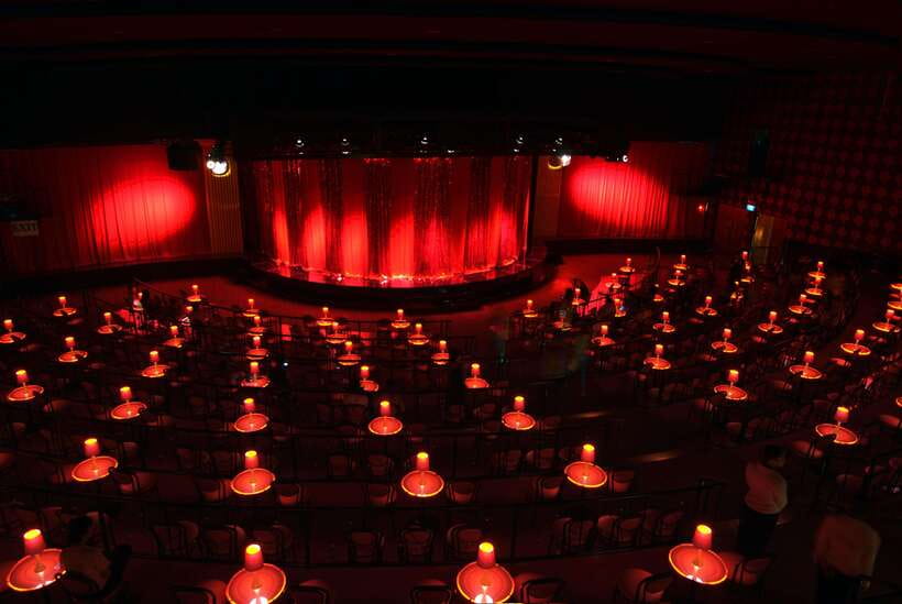 Bangkok: Calypso Cabaret Show with Thai Set Dinner - Seating, sightlines, and the best place to sit