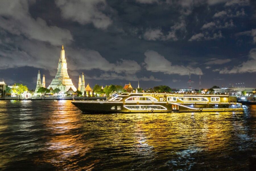 Bangkok: Chao Phraya Alangka Cruise at Icon Siam - Passing Bangkok’s bridges toward Rama VIII