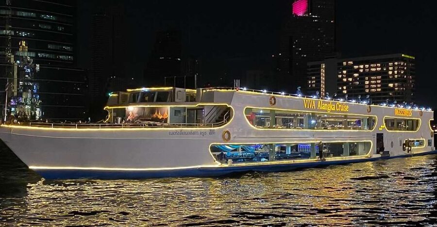 Bangkok: Chao Phraya Buffet Dinner Viva Alangka Cruise - Getting to Asiatique and finding Pier 1