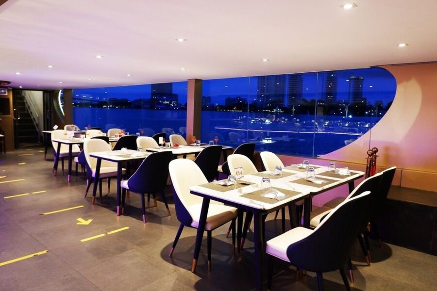 Bangkok: Chao Phraya Buffet Dinner Viva Alangka Cruise - What you will find at the buffet