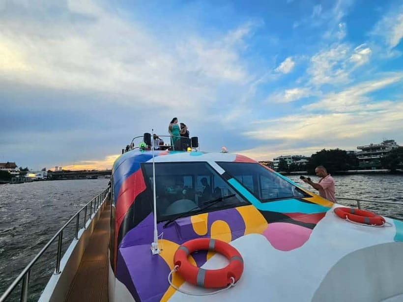 Bangkok : Chaophraya Booze Cruise – Drinks Onboard - Key points to know before boarding