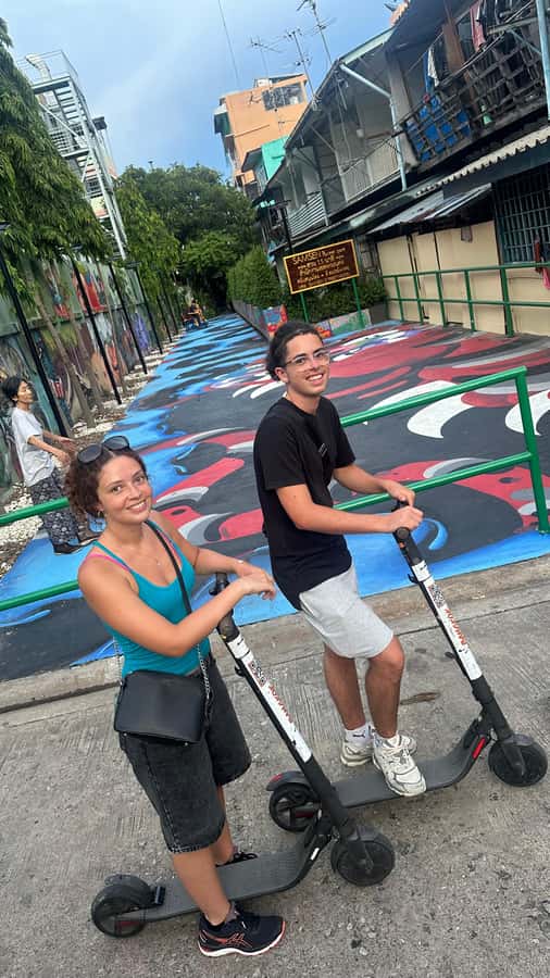 Bangkok: City Highlights Electric Scooter Tour - Flower market and the question of timing