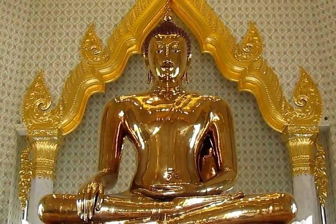 Bangkok City Highlights Tour: Grand Palace & Three Iconic Temples - What your guide adds to the experience