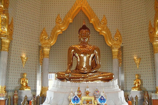 Bangkok City Highlights Tour: Grand Palace & Three Iconic Temples - Seeing Thailand’s Emerald Buddha at Wat Phra Kaew