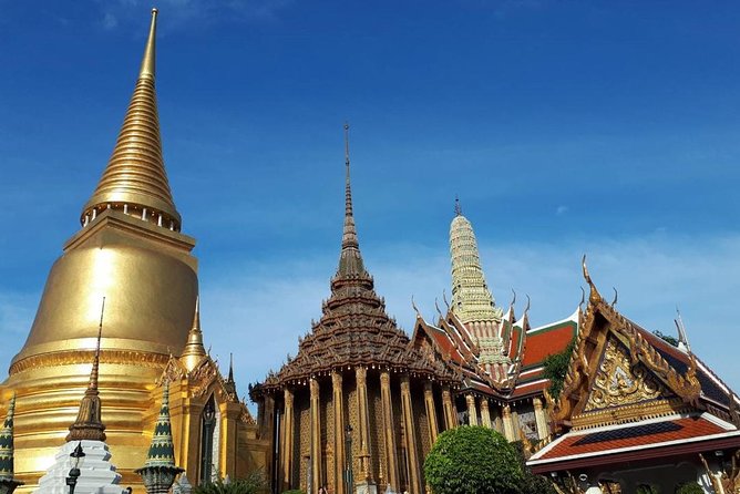Bangkok Combo: Tuk Tuk App Pass, Chao Phraya Boat & E-sim - Siam Center is the stop for shopping and city culture