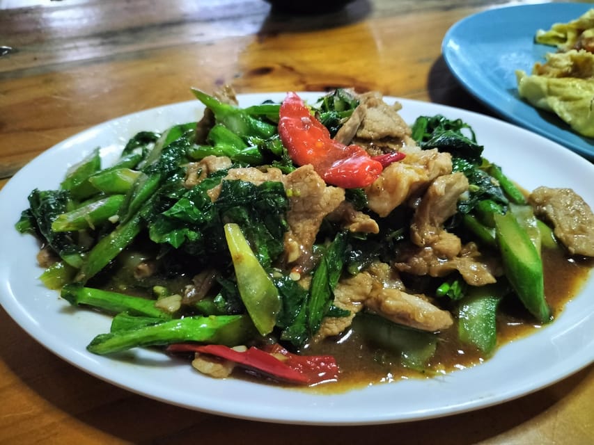 Bangkok: Cook authentic Thai food with Smart Cook - Make spring rolls together before choosing your dishes