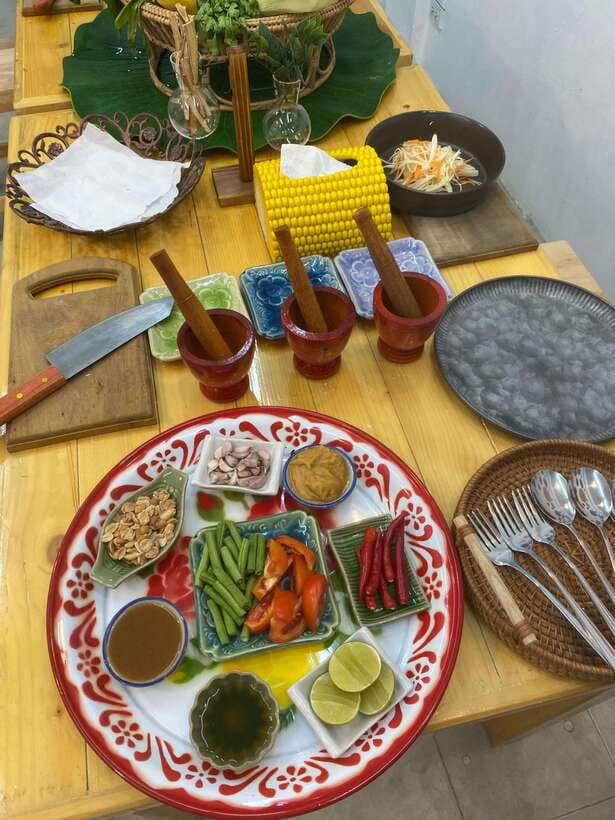 Bangkok Cooking Class : Traditional Thai dishes&Market Trip - Spice Levels and Dietary Requests