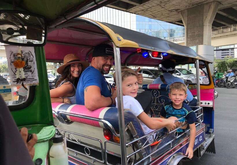 Bangkok: Cooking Class with Market Visit & Tuk Tuk Ride - Morning or afternoon: choosing the better session