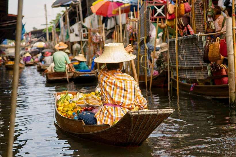 Bangkok: Damnoen Saduak Market and Maeklong Railway Market - Seven hours, with much of it on the road