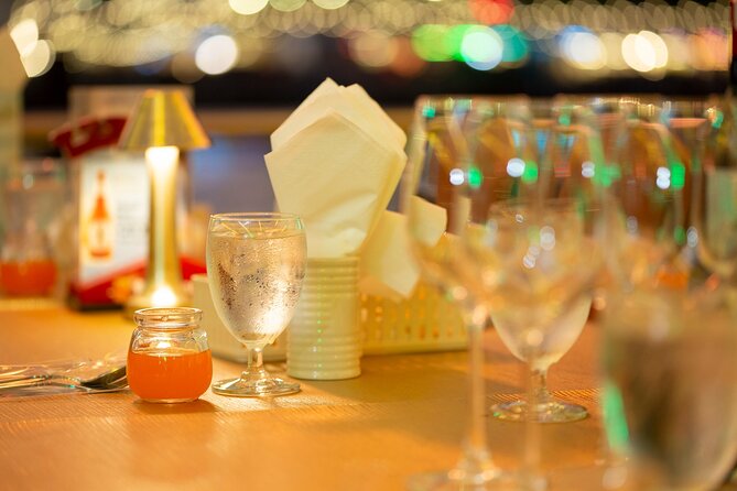 Bangkok Dinner Cruise on the Chao Phraya River - Live music, dance, and a lively night out