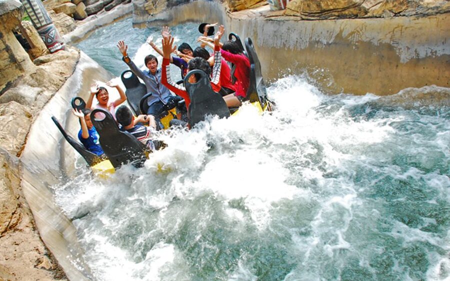 Bangkok: Dream World Entrance Ticket - Choosing the best day and pace