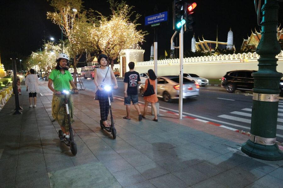 Bangkok: E-Scooter Night Tour with Local Street Food - Pak Khlong Talat, Bangkok’s flower market