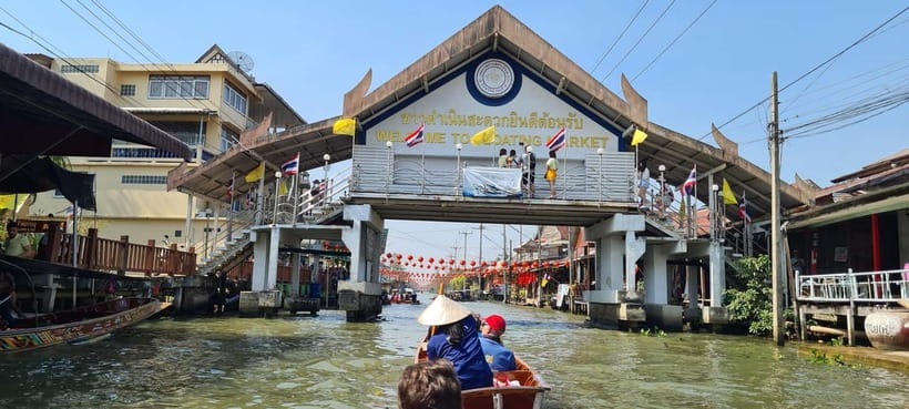 Bangkok: Floating Market & Maeklong Markets Private Transfer - Why the train market is the day’s most unusual stop