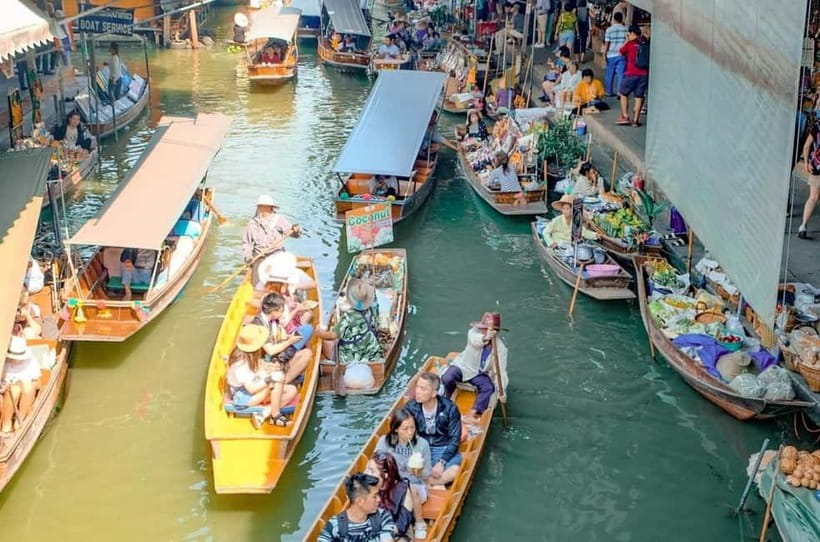 Bangkok: Floating Market & Railway Market with Hotel Pick Up - The guide and the pace of the day