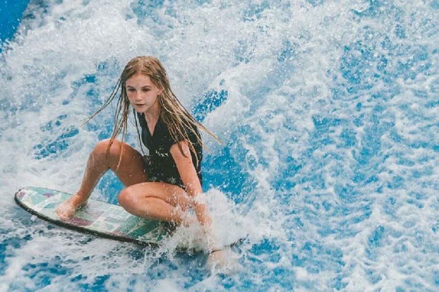 Bangkok: Fun Flow riding at Flow House Bangkok - Your first minutes on the moving water