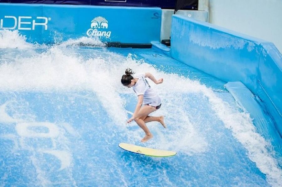 Bangkok: Fun Flow riding at Flow House Bangkok - Is $33 a fair price?