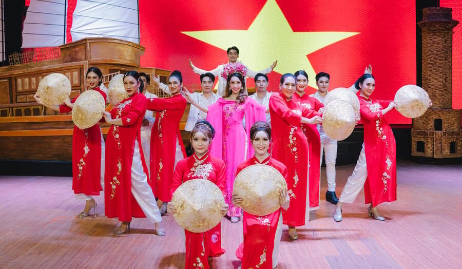 Bangkok: Golden Dome Cabaret Show Entry Ticket - Key points before you book