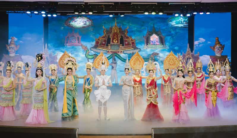 Bangkok: Golden Dome Cabaret Show Entry Ticket - Who will enjoy this show most